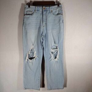 New Women's 6/28 Blue Ripped Jeans Pants By Universal Thread